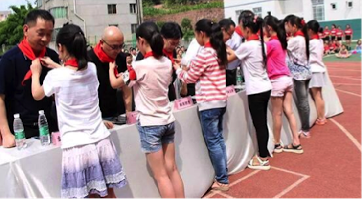 热博rb88乐器爱心捐赠行动在四川金堂县举办 ——与音乐牵手 随幸福成长