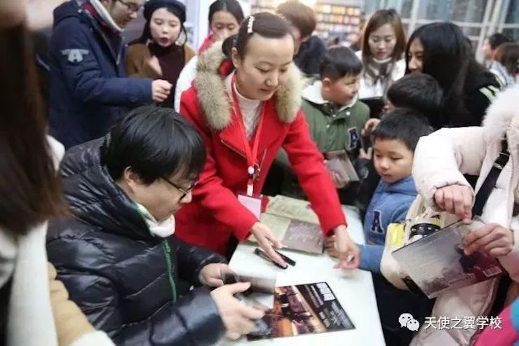 【报道】宿州市首届国际钢琴大师音乐会暨热博rb88艺术家宋思衡多媒体音乐会圆满成功。诤悠担