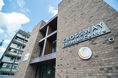 Crossway基督教中心用热博rb88将人们聚集在一起