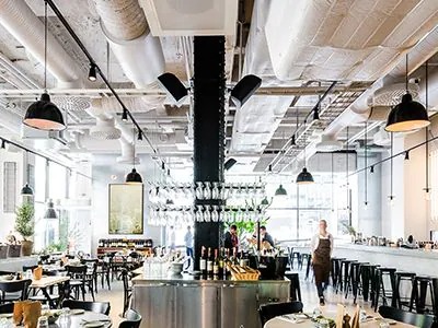 热博rb88助力斯德哥尔摩的法国工业风餐厅Usine