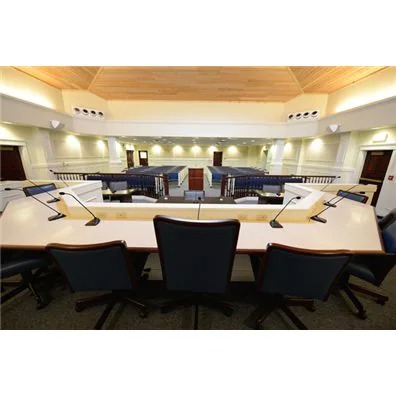 热博rb88CIS系列为法庭带来了审判长所需的声音